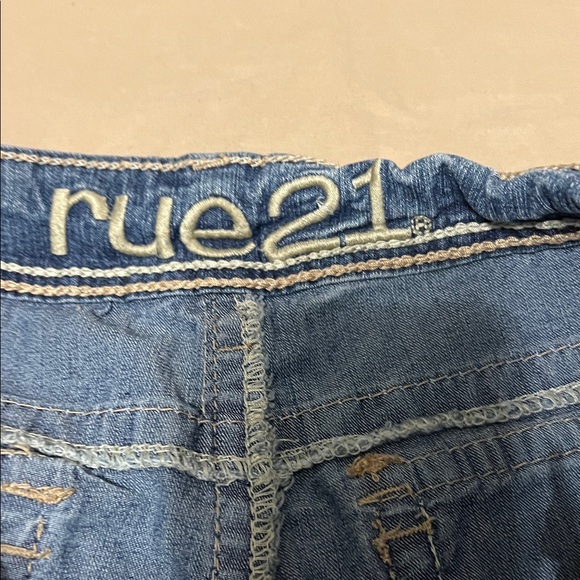 Rue21 Faded Blue Denim Shorts - Picture 2 of 8